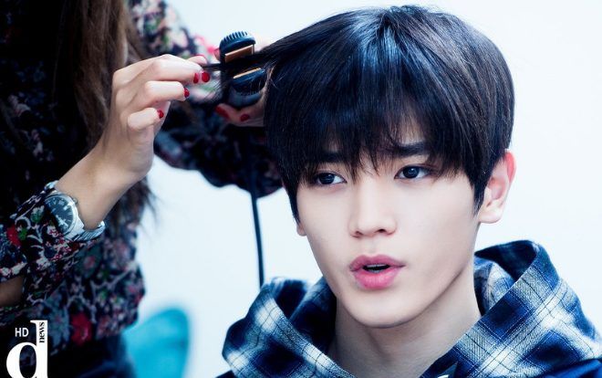 Thay đổi màu tóc theo tuần, fan lo lắng Taeyong (NCT) sẽ bị hói đầu trước tuổi 30