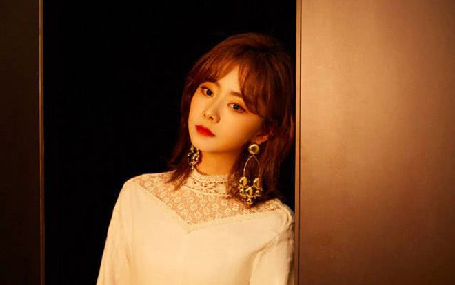 Sau hơn 20 ngày cấp cứu vì tai nạn giao thông, mẹ của Đàm Tùng Vận đã qua đời