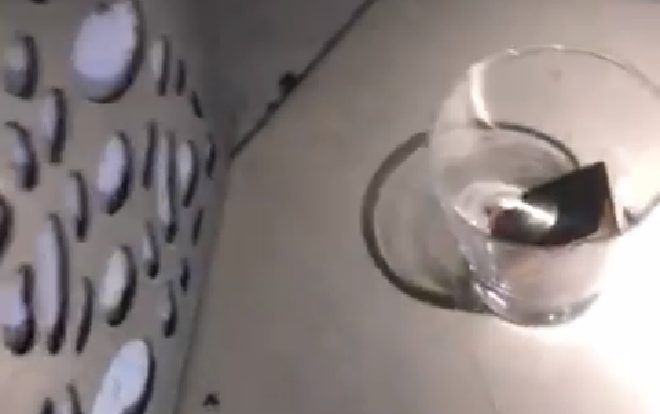 Nhiều 'dân bay' tìm cách phi tang ma túy khi bị kiểm tra trong quán bar ở Sài Gòn