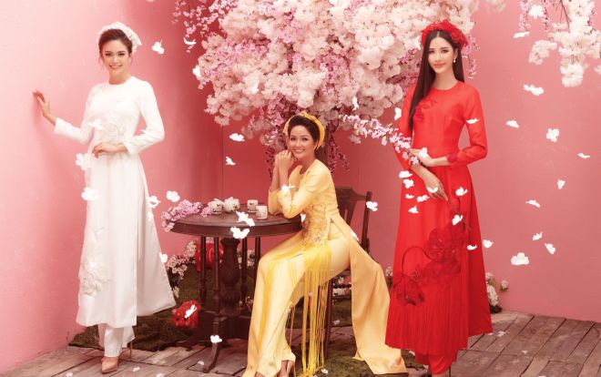 Fan lịm tim khi thấy H'Hen Niê, Hoàng Thùy, Mâu Thủy dịu dàng yểu điệu như thế này