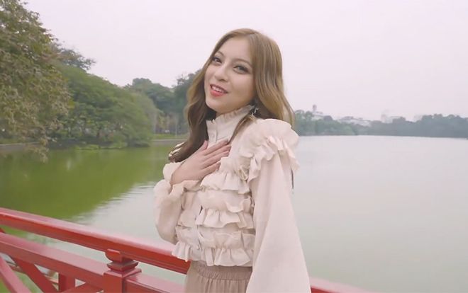 Mặc dư luận 'soi mói', bạn gái Quang Hải tung teaser MV đầu tay: Sản phẩm đầu tư nhưng giọng hát chưa có dấu ấn