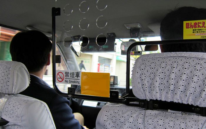 Tài xế lái xe taxi trên thế giới được bảo vệ ra sao?