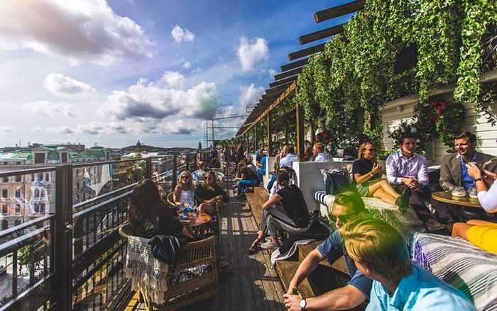 Khách sạn sang chảnh này sẽ cho bạn ở miễn phí nếu chịu cai nghiện Facebook, Instagram,…