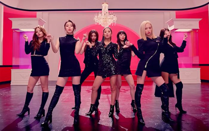 CLC comeback: Nhạc hay nhưng netizen lại đồng loạt nhắc tên… một girlgroup khác