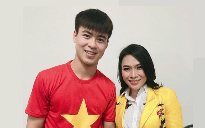 Ông trời không cho ai tất cả: Tuyển thủ U23 Việt Nam - Duy Mạnh vừa đẹp trai, đá bóng giỏi nhưng hát thì…