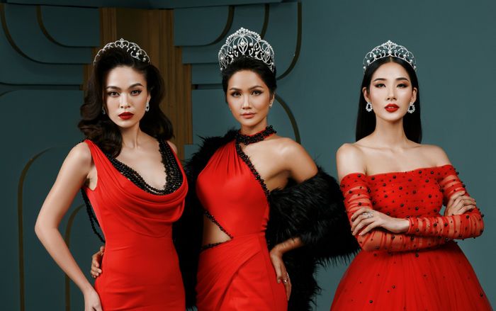 H'Hen Niê, Hoàng Thùy, Mâu Thủy khoe vai, xẻ ngực đọ sắc khiến fan 'xoắn não' cân đo