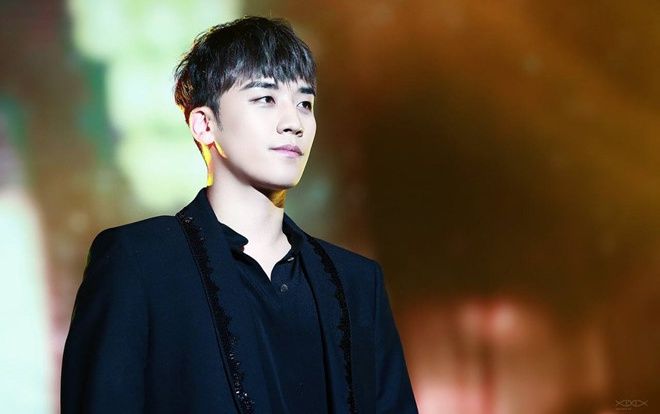 Seungri (Big Bang) cuối cùng cũng đã lên tiếng về vụ bê bối tấn công tình dục ở club