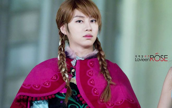 Danh hiệu 'khẩu nghiệp' của KPop do fan bình chọn: Còn ai xứng đáng hơn 'siêu sao vũ trụ' Kim Heechul?