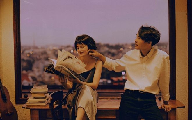 Bộ ảnh 'tình bể bình' của chàng trai Việt và cô gái Tây, không make up, không stylist mà vẫn khiến dân mạng thốt lên hai từ ‘xuất sắc’