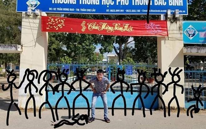 Giới trẻ khoe ảnh họp lớp đầu năm: Nhóm lác đác, hội đủ đầy