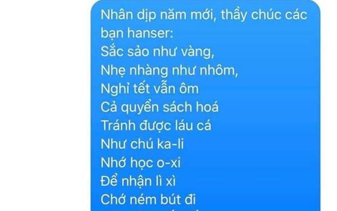 Lời chúc Tết độc đáo có 1-0-2 của thầy giáo khiến cộng đồng mạng khen nức nở: Dạy Hóa mà còn giỏi cả Văn thơ