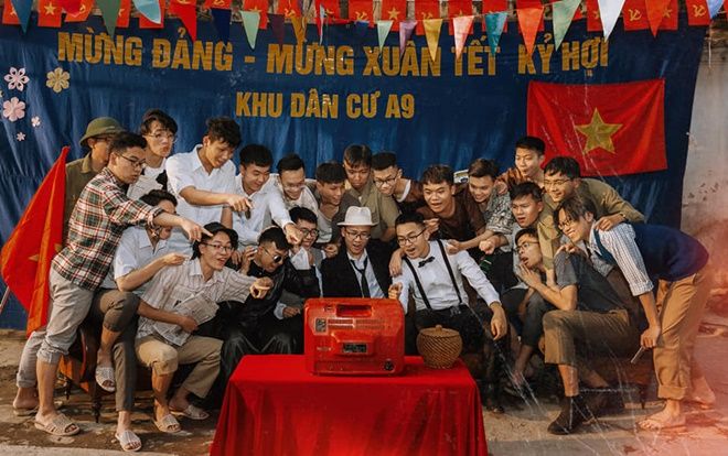 Đón Tết 'chất như nước cất' với bộ ảnh kỷ yếu phong cách Tết xưa đong đầy cả núi kỉ niệm