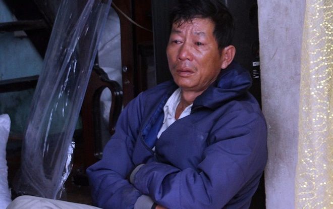 Tiếng khóc ai oán sau vụ 6 học sinh đuối nước: 'Tỉnh dậy con ơi! Đi chơi Tết sao mãi không về?'