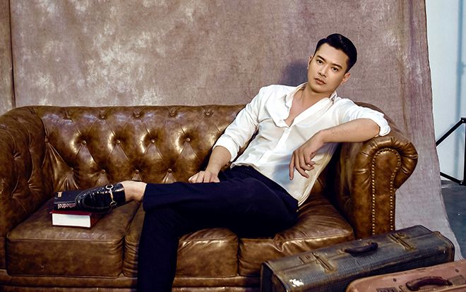 Valentine, siêu mẫu Hồ Đức Vĩnh tung ảnh gợi cảm bên bạn gái tin đồn