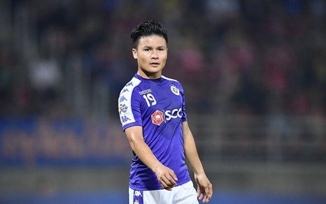 CĐV Thái Lan: 'Quang Hải chưa đủ tầm để so với Chanathip'