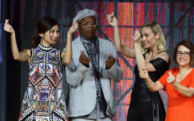 Captain Marvel và Nick Fury học cách bắn tim tại fan-event Singapore, doanh thu mở màn Bắc Mỹ ước tính 100 triệu USD