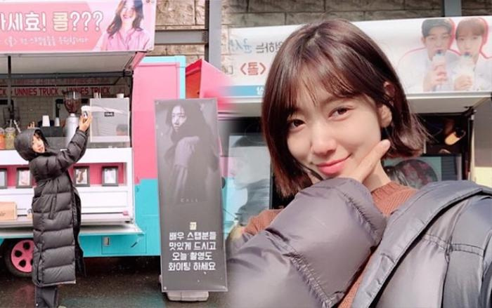 Han Hyo Joo và Yoon Kyun Sang gửi xe cà phê, ủng hộ phim mới của Park Shin Hye