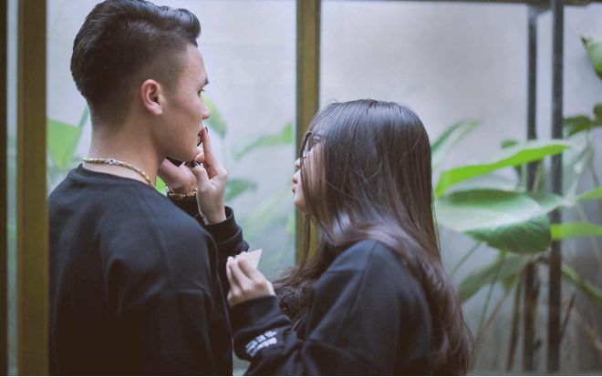 Tại sao lại ghét cô gái xinh đẹp như người yêu Quang Hải?