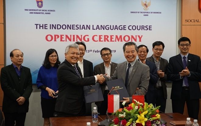 Tiếng Indonesia chính thức được giảng dạy tại trường Đại học Khoa học Xã hội và Nhân văn - ĐHQGHN