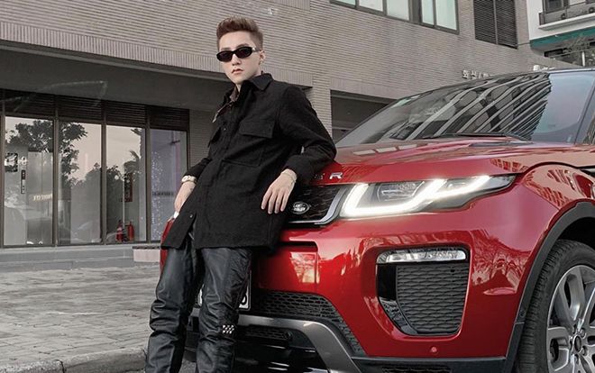 Sơn Tùng M-TP khoe tóc mới bên xe sang 3 tỷ khiến người hâm mộ 'thả like' ầm ầm