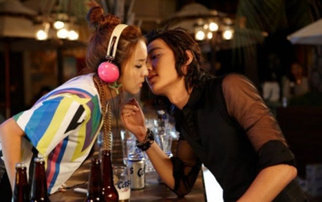 Sandara Park tiết lộ về cảnh hôn với Lee Min Ho: 'Chúng em phải làm đến 50 lần'
