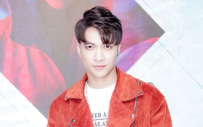 Ninh Dương Lan Ngọc vắng mặt trong buổi họp báo của S.T Sơn Thạch: dấy lên tin đồn 'đường ai nấy đi'?