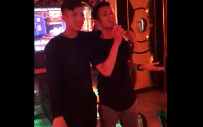 Chết cười khi 'phu nhân' Phan Văn Đức song ca cùng 'chủ tịch' Hồng Duy và cái kết bất ngờ