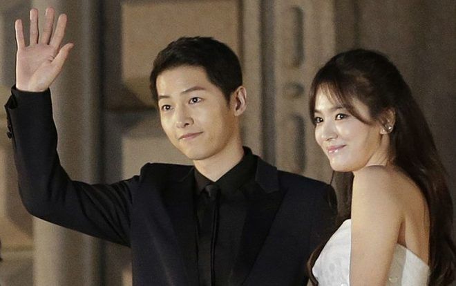 Dù có ly dị hay không thì tài sản chung hậu hôn nhân của vợ chồng Song-Song vẫn không ngừng 'phát phình'