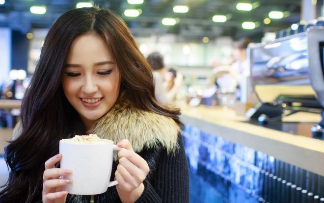 Mai Phương Thuý ‘nhờ vả’ mọi người sửa lại profile trên Wikipedia