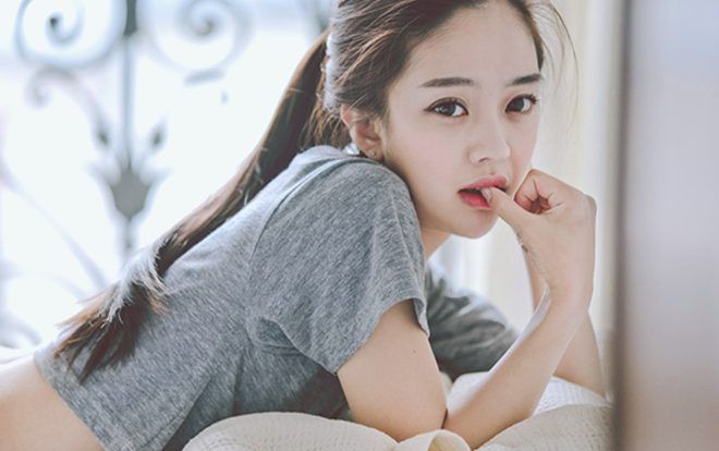 4 tips đánh lớp nền chuẩn không cần chỉnh cho nàng có làn da dầu