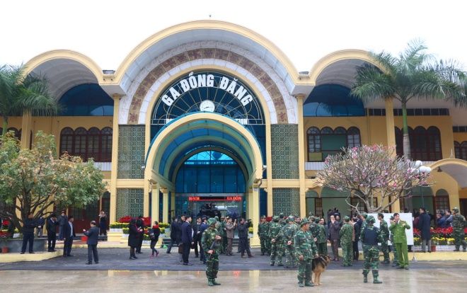 Sử dụng chó nghiệp vụ, an ninh thắt chặt nhiều lớp tại ga Đồng Đăng trước Hội nghị Thượng đỉnh Mỹ - Triều