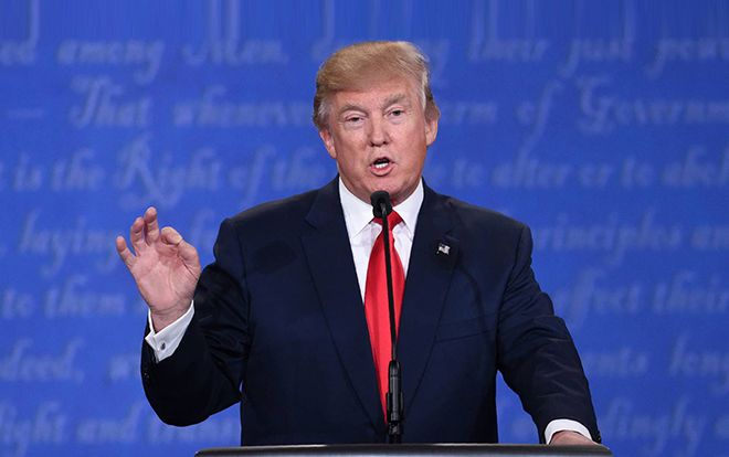 Tiết lộ điều ít ai biết về các bộ suit đắt đỏ của Tổng thống Mỹ Donald Trump