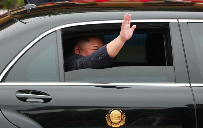 Siêu xe chống đạn bọc thép lãnh đạo Triều Tiên Kim Jong-un mang đến Việt Nam có gì đặc biệt?