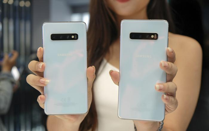 Samsung chính thức ra mắt bộ ba Galaxy S10 tại Việt Nam