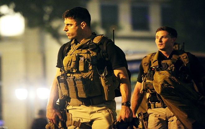 Đội siêu mật vụ 'hầm hố' khác đội mật vụ mặc vest quanh ông Trump thế nào?