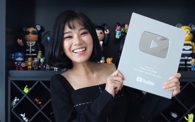 Hoàng Yến Chibi 'sướng rơn' đến mất ngủ vì nhận quà lớn đầu năm từ Youtube