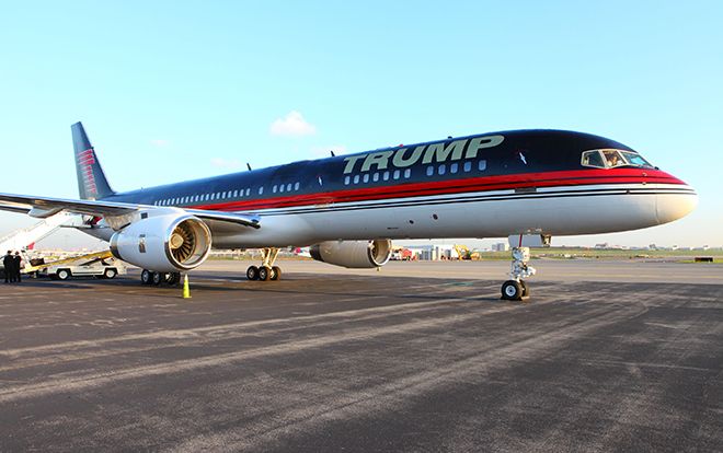 Ngoài Air Force One, ông Donald Trump còn có chuyên cơ cá nhân 'xịn xò' không kém