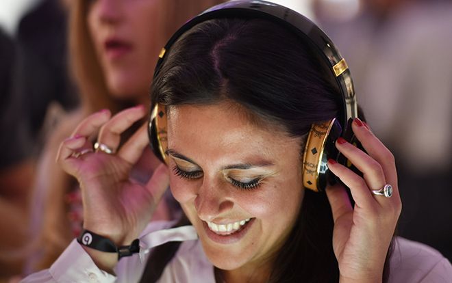 Apple sắp ra mắt một chiếc tai nghe trùm tai cao cấp, đây là lý do vì sao nó sẽ trở thành một 'bom tấn'