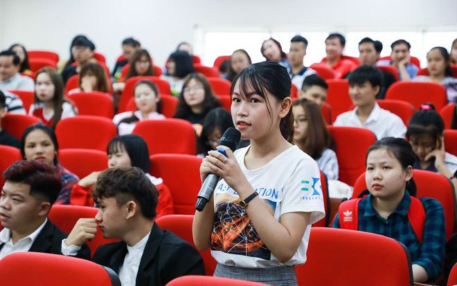 Sinh viên đam mê start up thỏa sức sáng tạo ý tưởng kinh doanh tại cuộc thi Business Ideas