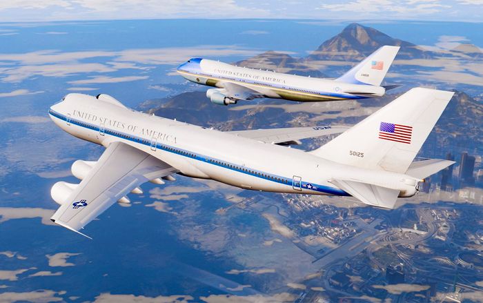 Ngoài Air Force One, Tổng thống Mỹ Donald Trump còn có hẳn phi đội bay bí mật hiện đại thế này