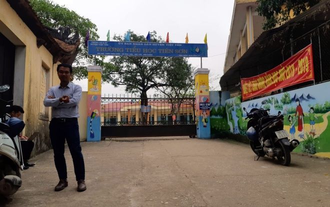 Thầy giáo chủ nhiệm bị tố dâm ô nhiều nữ sinh Tiểu học viết đơn xin ra khỏi ngành Giáo dục