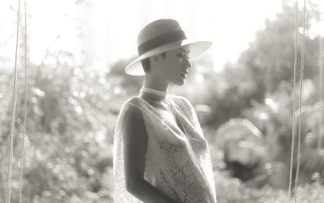 Trà My xác nhận mang thai lần hai, khoe ảnh mặc váy xuyên thấu