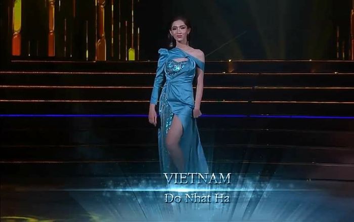 Nhật Hà gây tranh cãi với chiếc váy xanh mướt tại bán kết Miss Int' Queen 2019