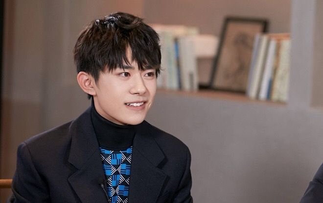 Dịch Dương Thiên Tỉ (TFBOYS) là đại diện của giới trẻ cùng loạt thành tích đáng ngưỡng mộ