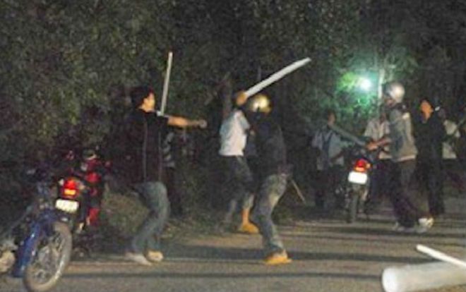 Giúp bạn gái ‘nhí’ giải quyết mâu thuẫn, thanh niên đâm đối thủ trọng thương ở Sài Gòn