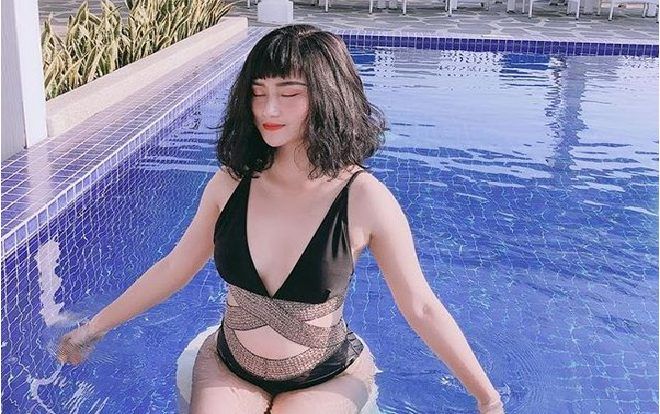 Ngày 8/3, Thùy Dương làm tối mặt để tiền vệ ĐTVN được vui