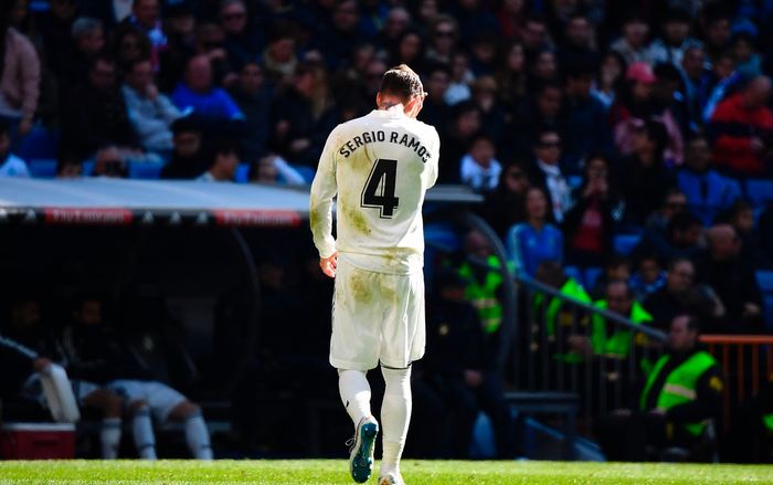 Sergio Ramos 'nổi điên' đòi chủ tịch Perez trả tiền để ra đi