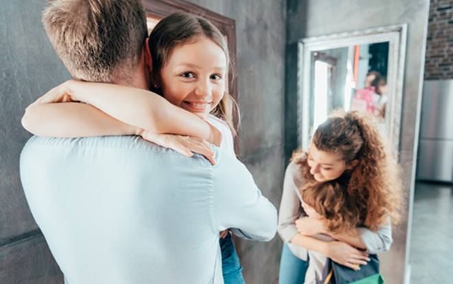 Chiêu tạo thiện cảm của kẻ 'chăn dắt tình dục' trẻ em