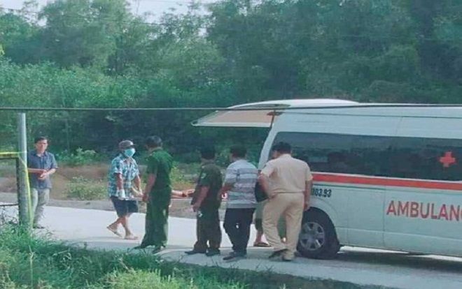 Lời khai của người vợ đâm tử vong kẻ trộm sát hại chồng trong đêm ở Long An