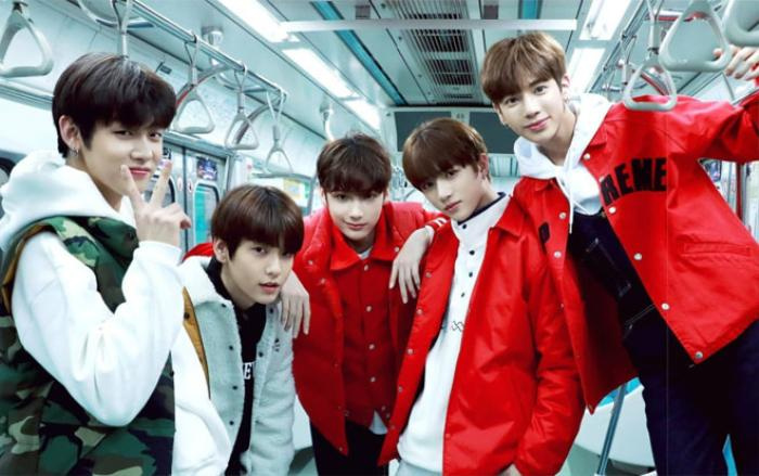 Thành tích hậu debut đáng chú ý: TXT ghi danh cùng lúc 2 BXH của Billboard